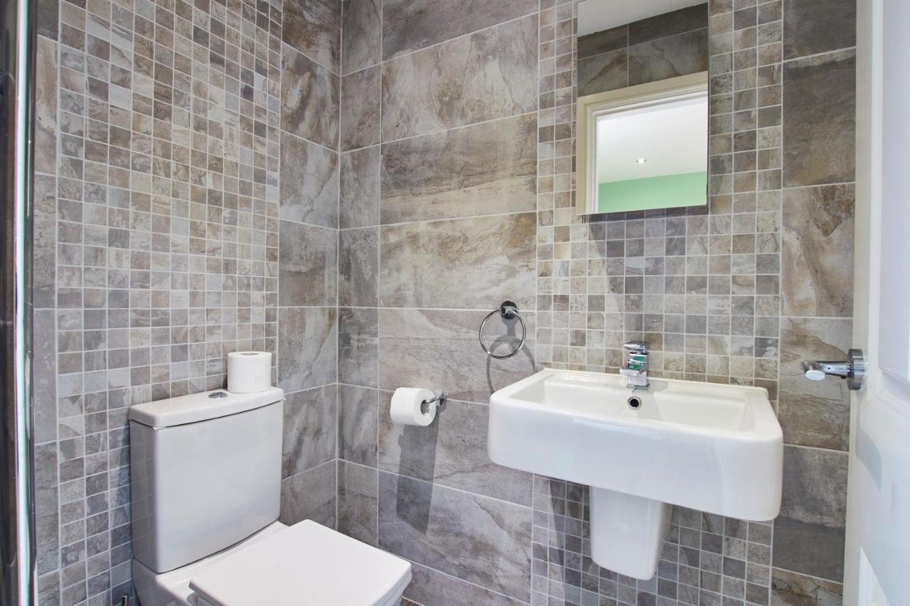 Stunning City Centre 3 Bed, 3 Bath - Sleeps 8! Apartment Leeds  Bagian luar foto