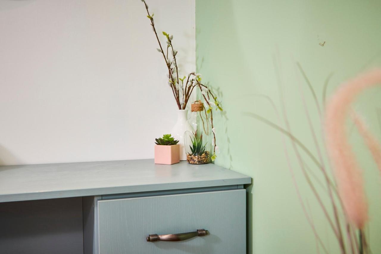 Stunning City Centre 3 Bed, 3 Bath - Sleeps 8! Apartment Leeds  Bagian luar foto
