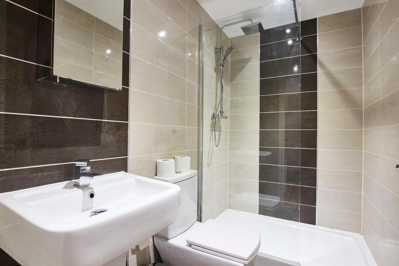 Stunning City Centre 3 Bed, 3 Bath - Sleeps 8! Apartment Leeds  Bagian luar foto