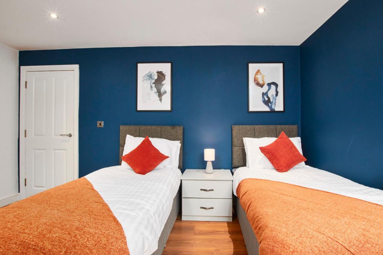Stunning City Centre 3 Bed, 3 Bath - Sleeps 8! Apartment Leeds  Bagian luar foto