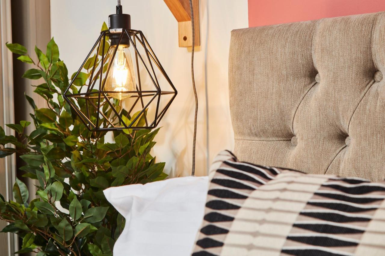 Stunning City Centre 3 Bed, 3 Bath - Sleeps 8! Apartment Leeds  Bagian luar foto