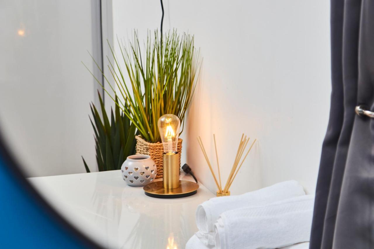 Stunning City Centre 3 Bed, 3 Bath - Sleeps 8! Apartment Leeds  Bagian luar foto