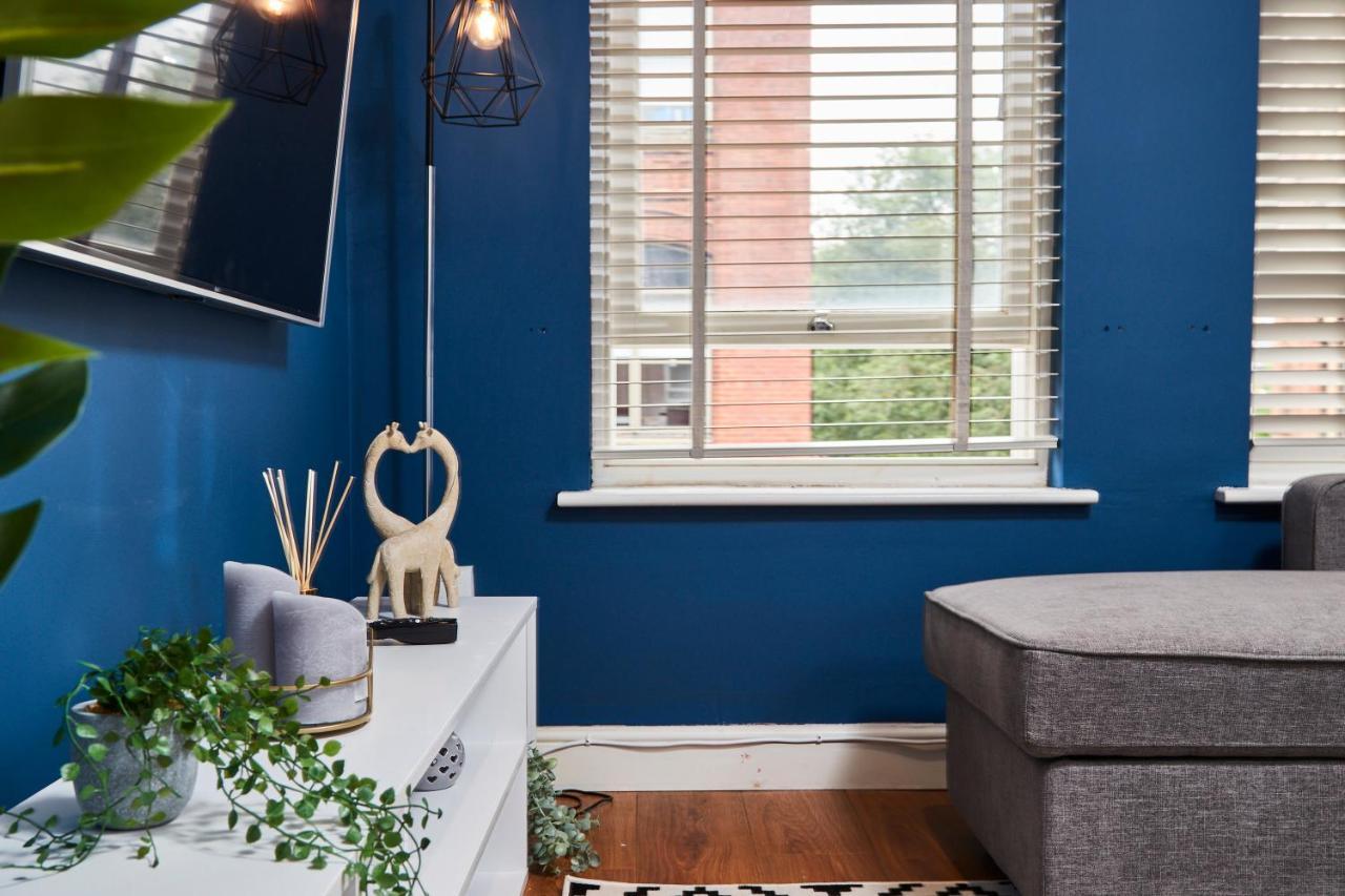 Stunning City Centre 3 Bed, 3 Bath - Sleeps 8! Apartment Leeds  Bagian luar foto