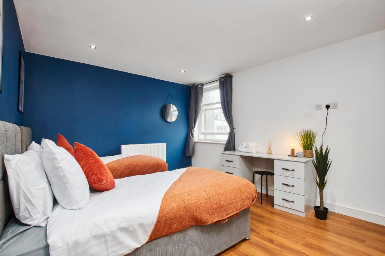 Stunning City Centre 3 Bed, 3 Bath - Sleeps 8! Apartment Leeds  Bagian luar foto